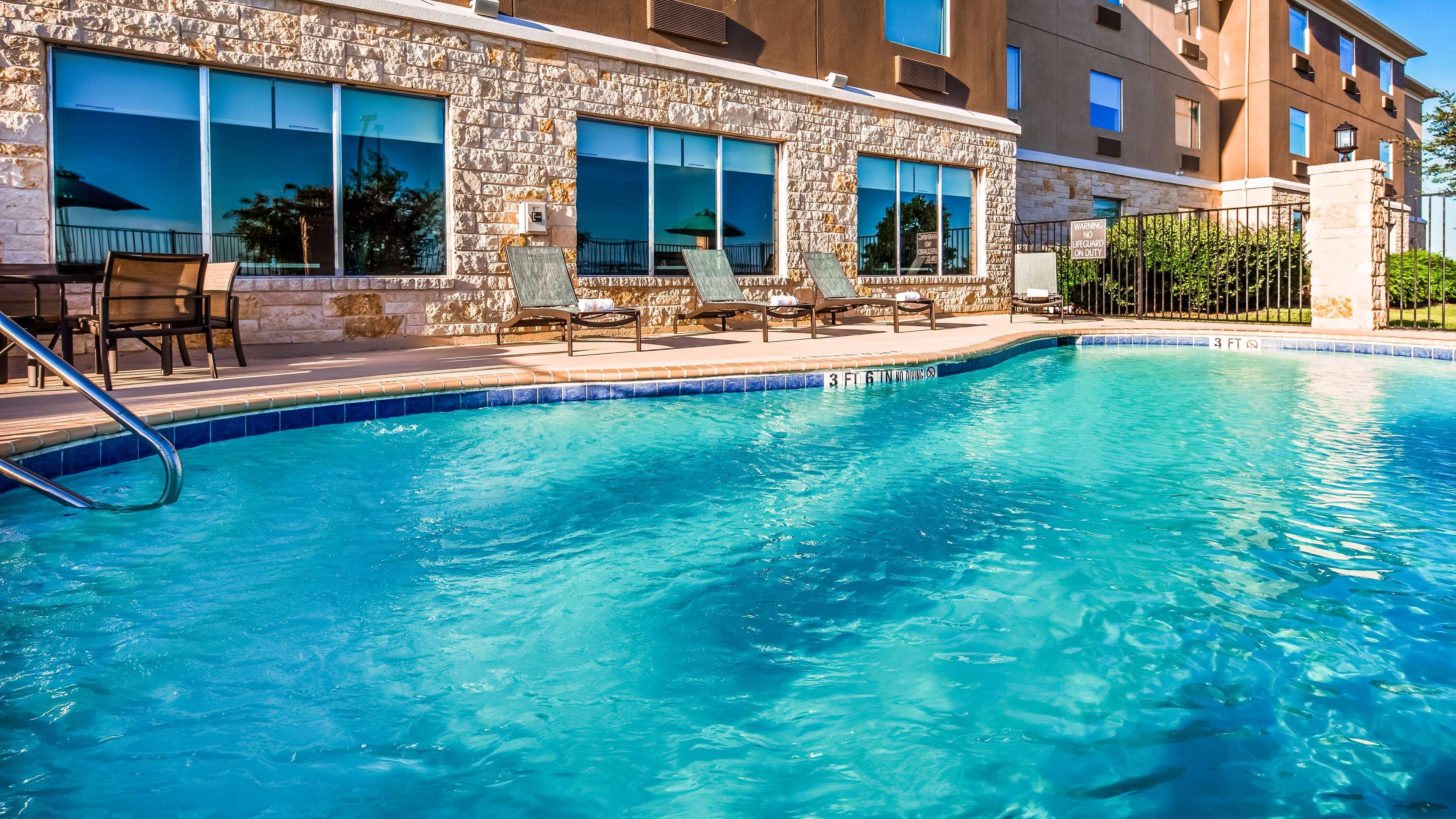 Best Western Plus Killeen - Fort Cavazos Hotel & Suites Экстерьер фото